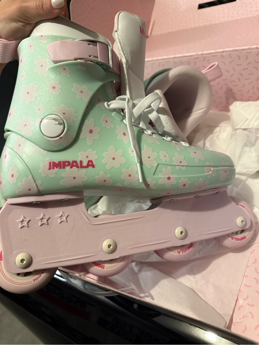 Impala Women's Mint Flower Power Inline Skates - RARE - Picture 5 of 8